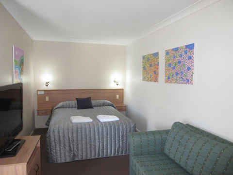 Riviera On Ruthven - Stays Accommodation 5