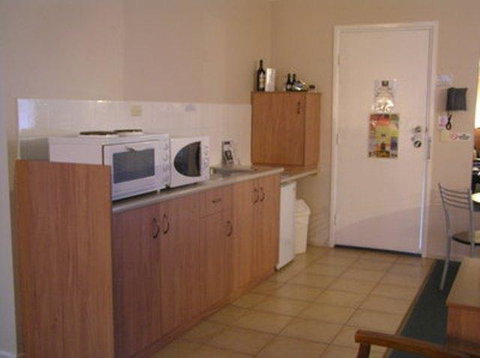 Riviera On Ruthven - Stays Accommodation 33