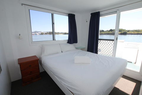 Coomera Houseboats - Stayed 14