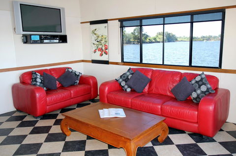 Coomera Houseboats - Stayed 17