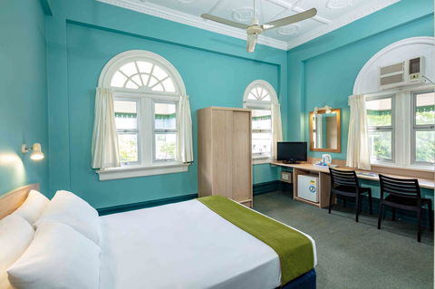 Hides Hotel - Stayed 20