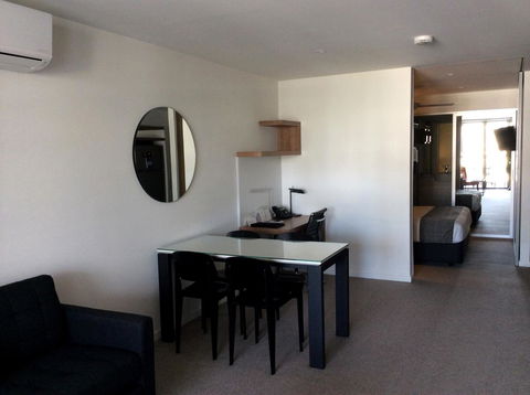Morgan Suites - Stayed 8