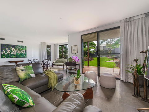 Sam's Buderim Mountain Guest House - Stays Accommodation 17