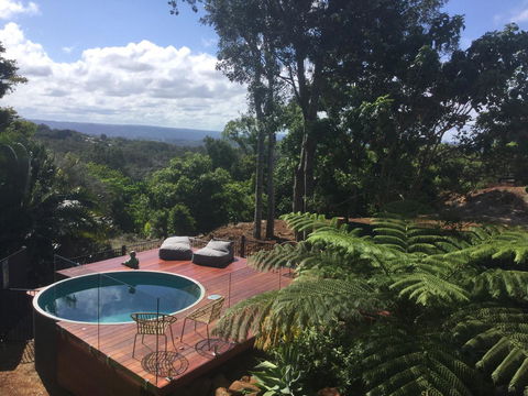 Sam's Buderim Mountain Guest House - Stays Accommodation 21