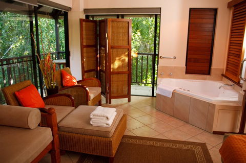 Hibiscus Resort & Spa - Official Onsite Reception & Check In - Stayed 10