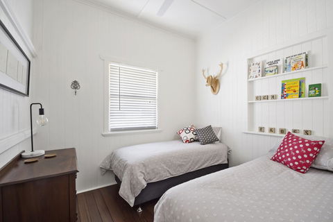 The Lighthouse - Stays Accommodation 5