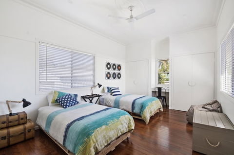 The Lighthouse - Stays Accommodation 6