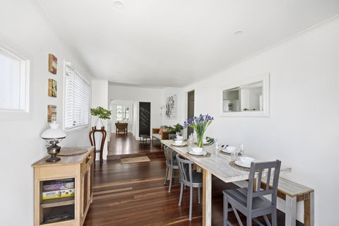 The Lighthouse - Stays Accommodation 10