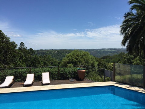 Montville Holiday Apartments - Stays Accommodation 18