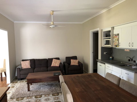 Montville Holiday Apartments - Stays Accommodation 15