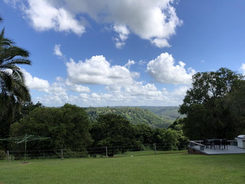 Montville Holiday Apartments - Stays Accommodation 10