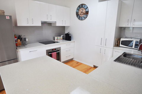 WAVES ON FLORIDA - SURF SIDE - Stayed 2