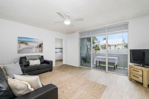 WAVES ON MAIN, 4/1 MAIN STREET - Stays Accommodation 0