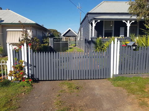 Welcome Stranger Cottage - Stayed 1