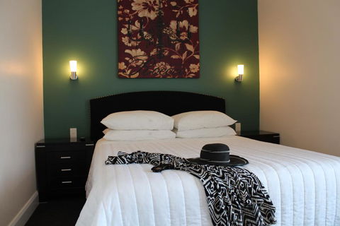 Whale Inn & Restaurant - Stayed 0