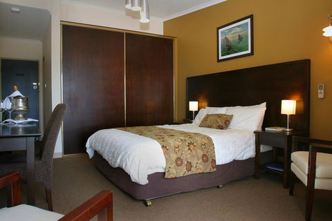 Whale Inn & Restaurant - Stayed 2