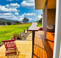 Whale Studio Apartment 1a Ocean Street - Stays Accommodation