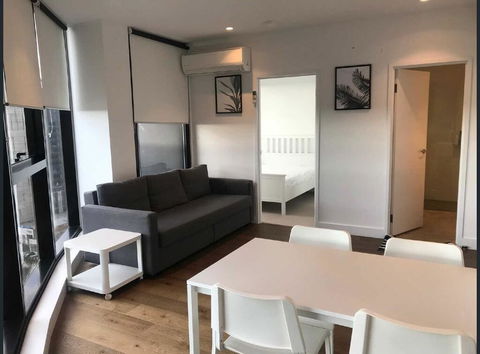 Whitehorse Tower - Stays Accommodation 2