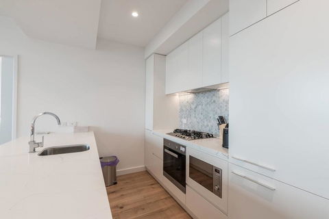 Whitehorse Tower 2 Bedroom 2 Bath - Stays Accommodation 2