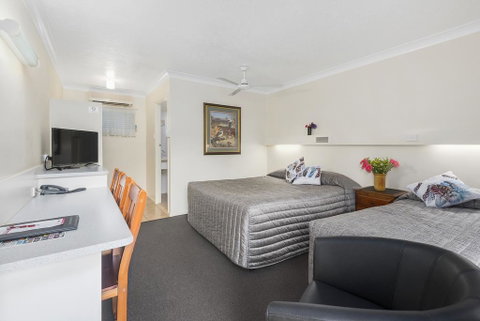 Whiteoaks Motel & Lodges - Stayed 2