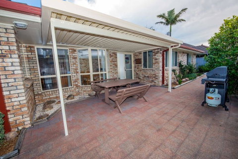 Whitesands Road, Unit 2/12 - Stayed 2