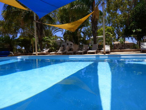 Wintersun Caravan And Tourist Park - Stayed 1