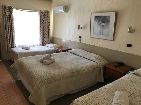 Woodmans Hill Motel - Stayed 2