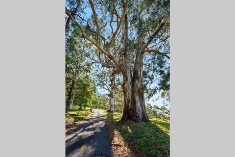 WOOLWAY - Stays Accommodation 1