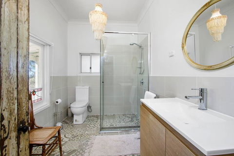 WOOLWAY - Stays Accommodation 2