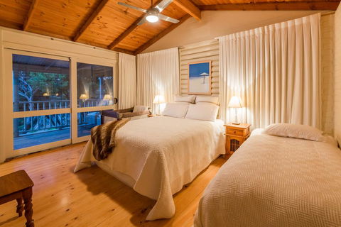 Yallingup's Best Located Beach House - Stayed 2