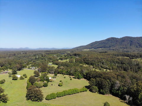 Yarrahapinni Homestead - Stays Accommodation 2