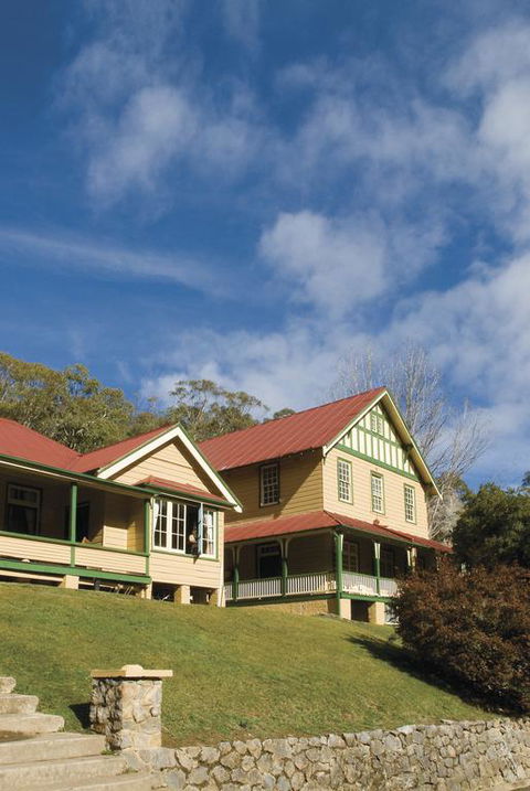 Yarrangobilly Caves House - Stays Accommodation 3