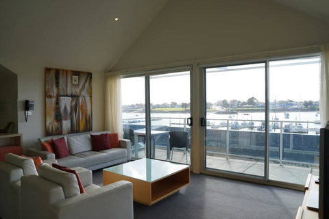 York Cove Holiday Hotel - Stayed 1