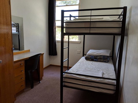 Young Budget Accommodation - Stayed 2
