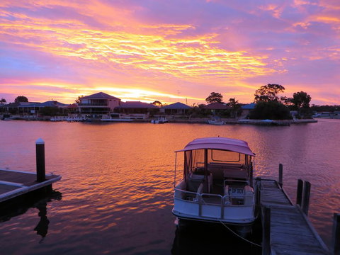 Yunderup Canal Getaway - Stayed 2