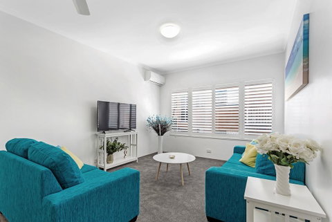 Zenith Unit 7 - Shoal Bay - Stayed 2