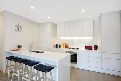 Heart Of St Kilda  Infinity Pool+Parking+WIFI - Stayed 3