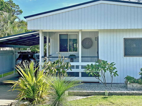A AMITY BEACH BABY - Stayed 0
