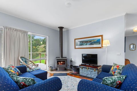 A Little Touch Of Paradise - Stayed 2