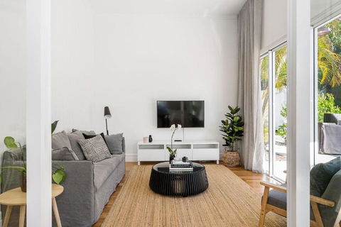 A Perfect Stay - Jasmine House - Stayed 4