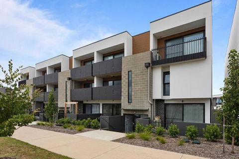 A Perfect View From Above - Stayed 1