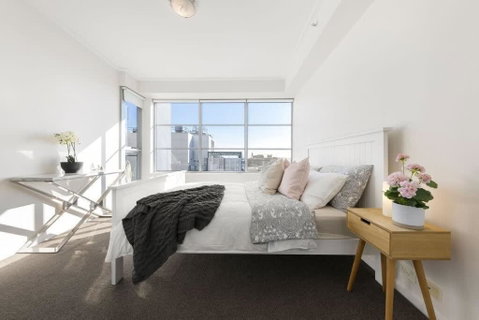 A Spacious 2BR Apt With An Amazing View Over Darling Harbour - Stayed 2