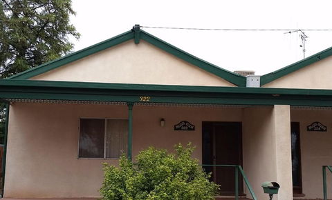 About Town Cottages - Stayed 3