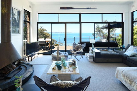 Absolute Beachfront - Stayed 1