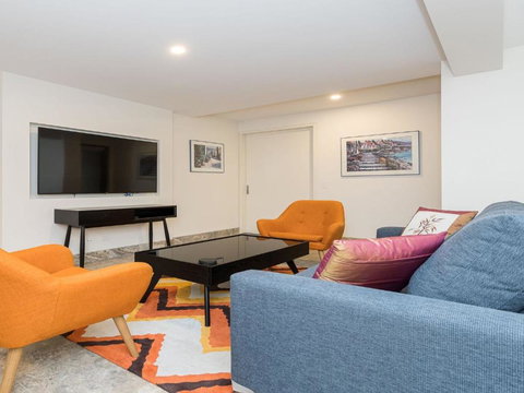 Across The Road From The Beach Inlet Side - Stays Accommodation 2