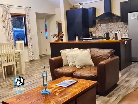 A Beautiful New Property, Walking Distance To The Beach In Esperance WA! - Stayed 1