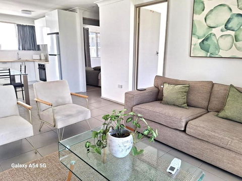 Affordable Accommodation In The Heart Of Surfers Paradise - Stayed 2