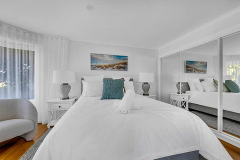 All About The View - Stayed 4