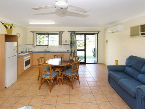Alma Bay Holiday Unit 1 - Stayed 3