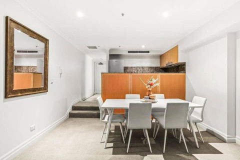 Amazing Apartment In Sydney CBD With Rooftop Pool - Stayed 0